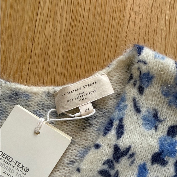 NWT Sezane Gilet Lisette Sweater - Blue Peonies - Picture 2 of 7